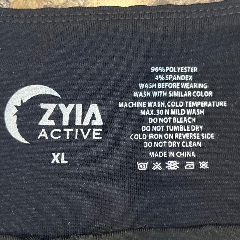 Zyia Active Women XL 5 Star Running Shorts Black with Grey Camouflage - Picture 7 of 9
